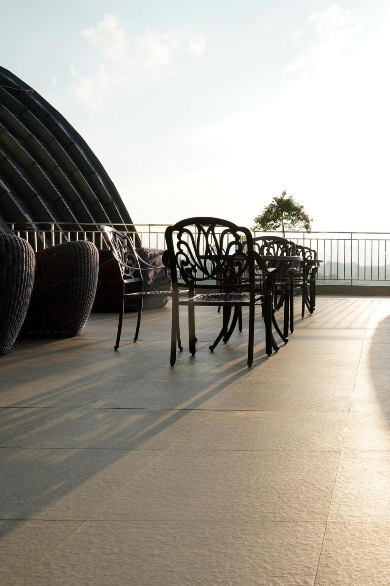 Muong Thanh Luxury Cao Bang Bagian luar foto